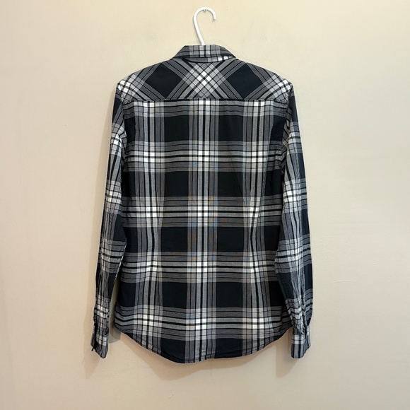 GUESS Men's Black & White Plaid Slim Fit Shirt - Picture 9 of 14